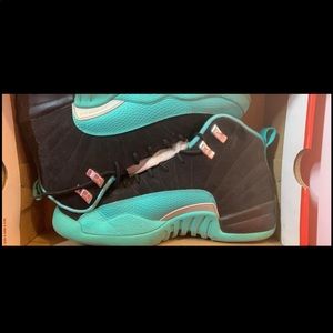 Jordan 12’s hyper jade